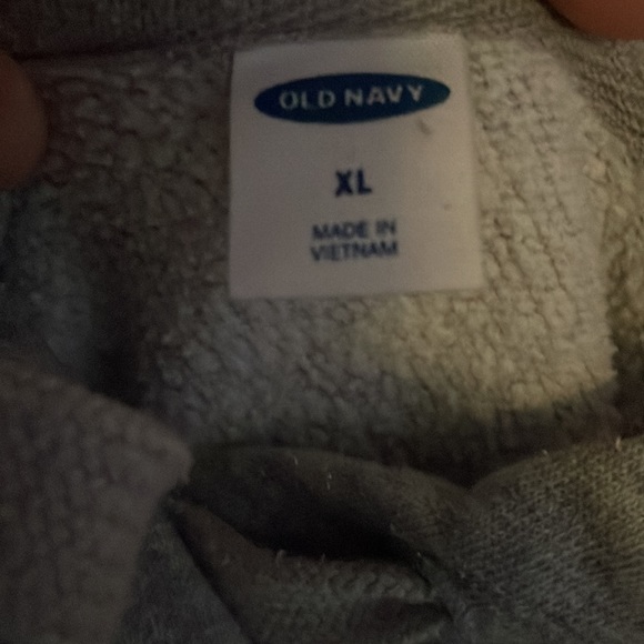 Old navy sweatshirt - Picture 2 of 3